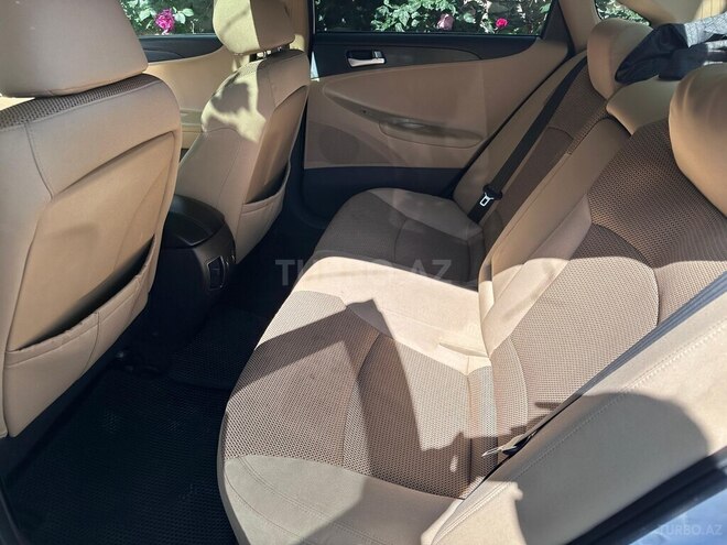 Hyundai Sonata-7