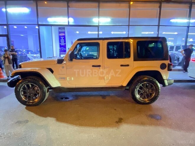 Jeep Wrangler-3