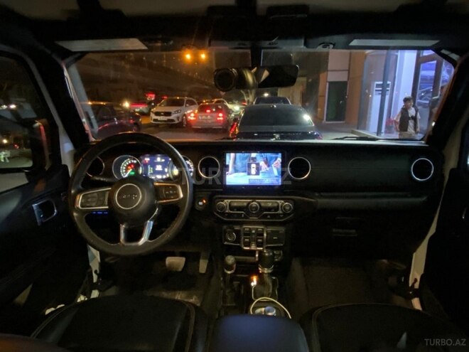 Jeep Wrangler-9