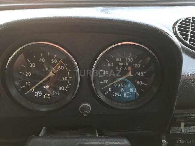 LADA (VAZ) 2106-8