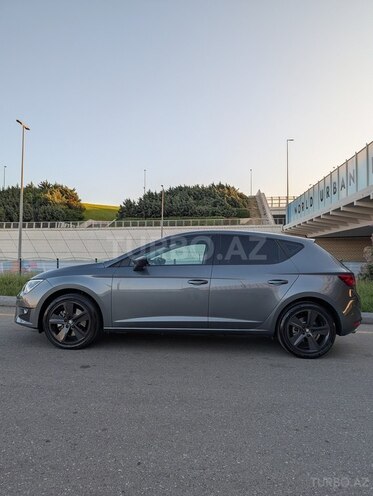 SEAT Leon-7