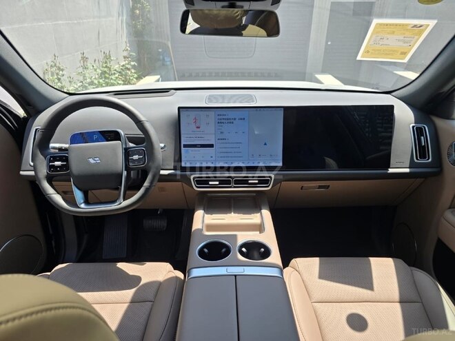 Li Auto L7-3