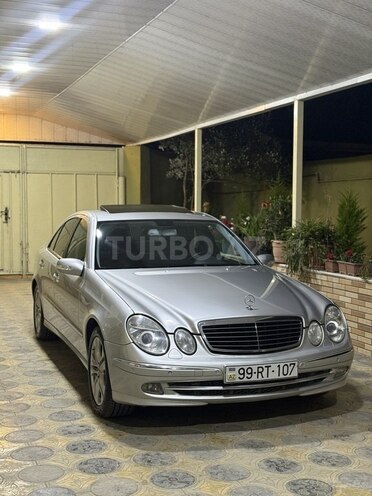 Mercedes E 240-3