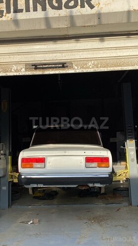 LADA (VAZ) 2107-2