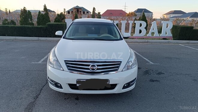 Nissan Teana-1