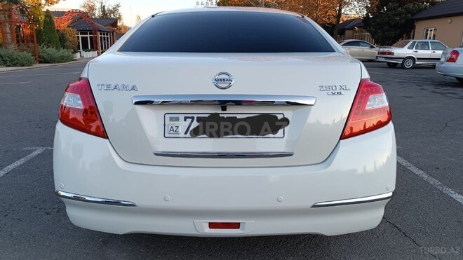 Nissan Teana-2