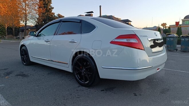 Nissan Teana-11