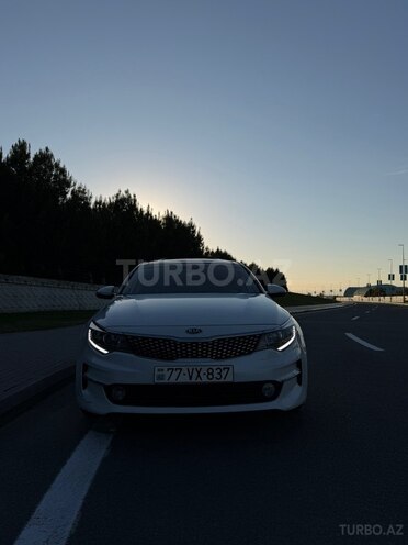 Kia K5-3