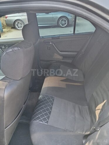 Mercedes C 220-12