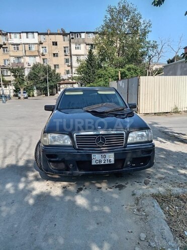 Mercedes C 220-2