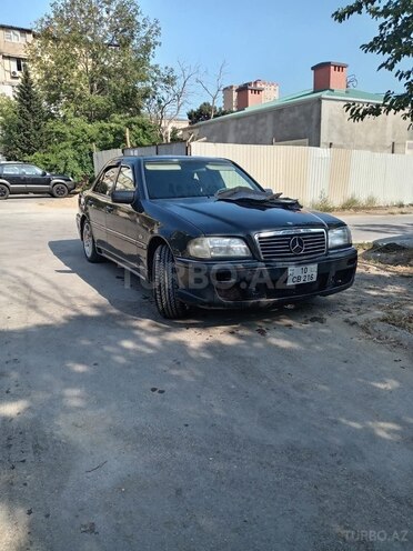 Mercedes C 220-1