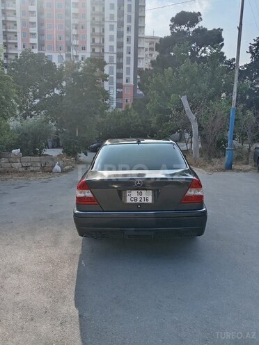 Mercedes C 220-6