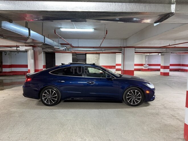 Hyundai Sonata-4