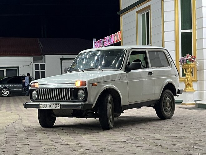 LADA (VAZ) Niva-2