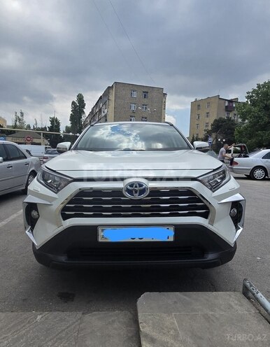 Toyota RAV4-1