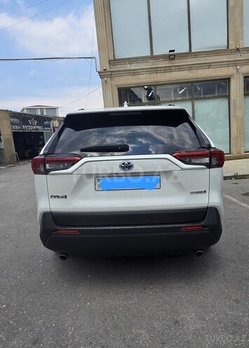 Toyota RAV4-2