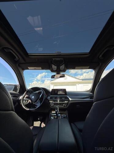 BMW 530-13