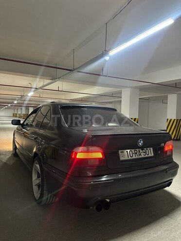 BMW 528-8