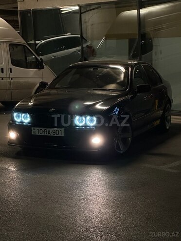 BMW 528-21