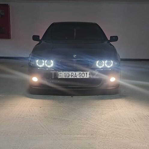 BMW 528-9