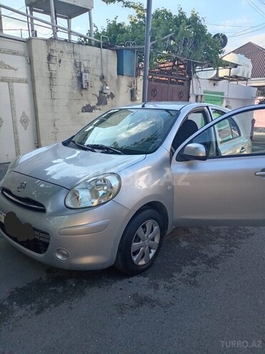 Nissan March-1
