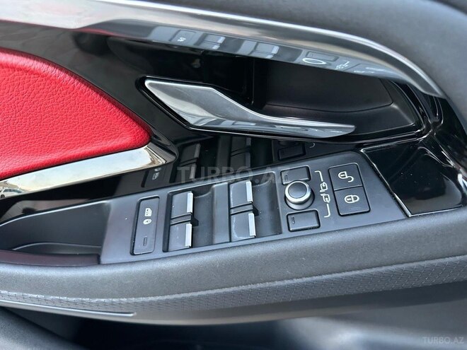 Land Rover RR Evoque-21