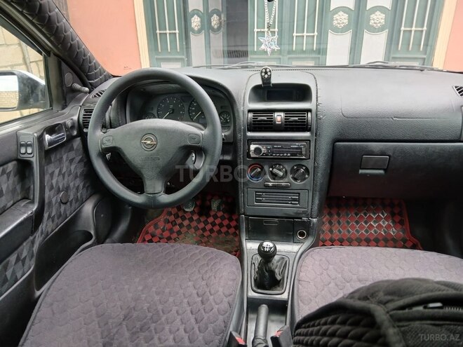Opel Astra-14