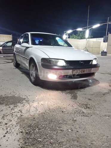 Opel Vectra-10
