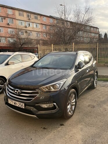 Hyundai Santa Fe-13