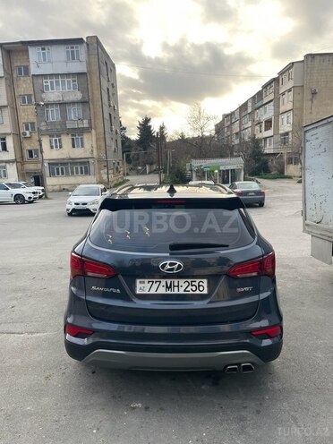 Hyundai Santa Fe-10