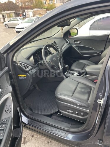 Hyundai Santa Fe-14