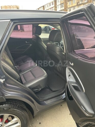 Hyundai Santa Fe-12