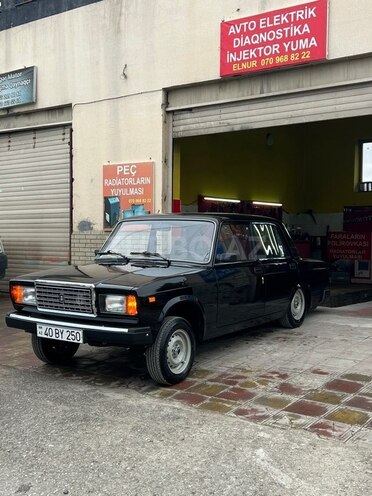 LADA (VAZ) 2107-20