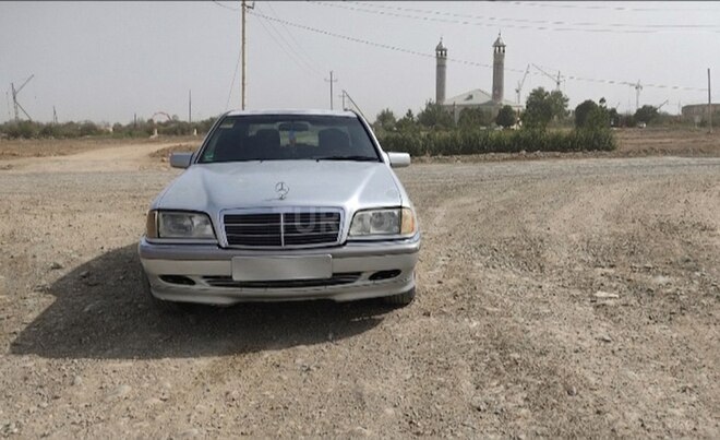 Mercedes C 180-1