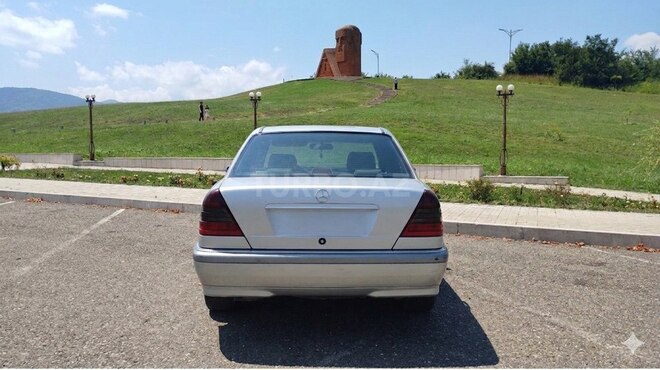 Mercedes C 180-2