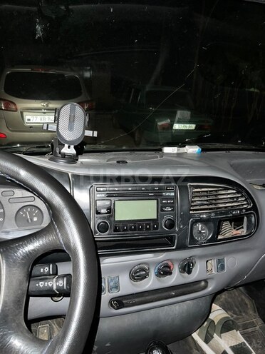 Ford Transit-4
