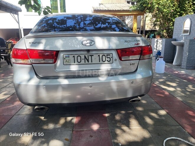 Hyundai Sonata-2