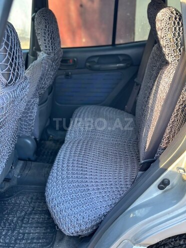 Toyota RAV4-10
