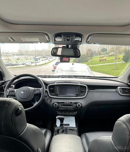 Kia Sorento-10