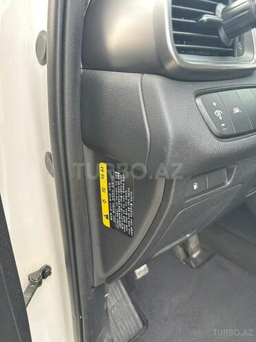 Kia Sorento-13