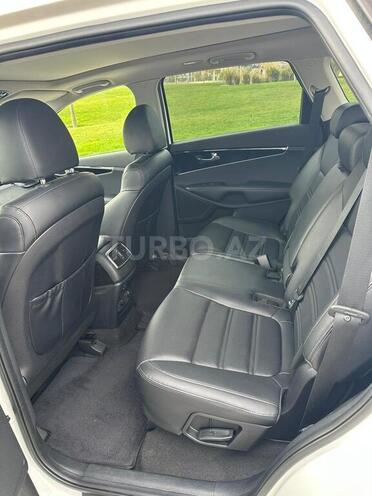 Kia Sorento-15
