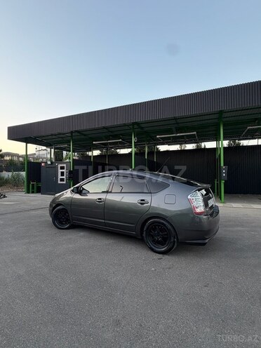 Toyota Prius-6