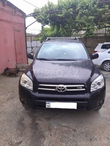 Toyota RAV4-1