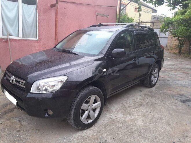 Toyota RAV4-4