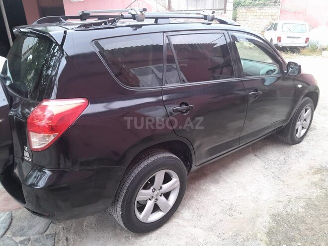 Toyota RAV4-5