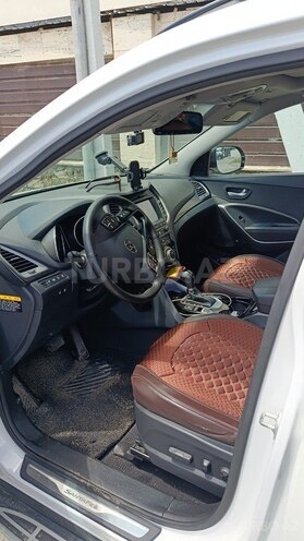 Hyundai Santa Fe-7