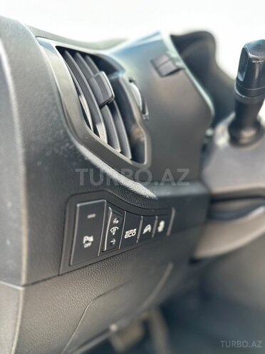 Kia Sportage-8