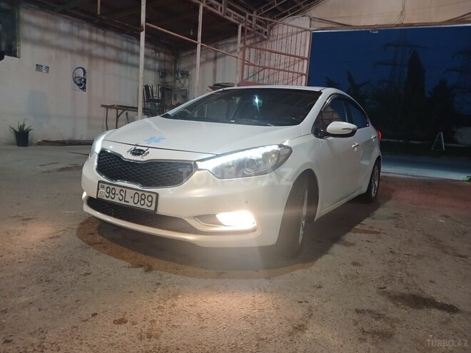 Kia Cerato-5