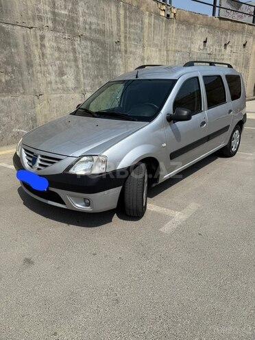 Dacia Logan-7