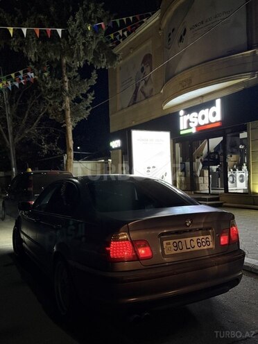 BMW 318-3
